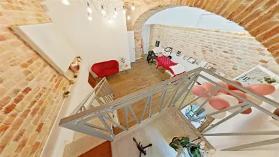 Spatiu langa Primarie pt. prestari servicii, birou, cabinet, salon - renovat - TUR VIRTUAL - Arad