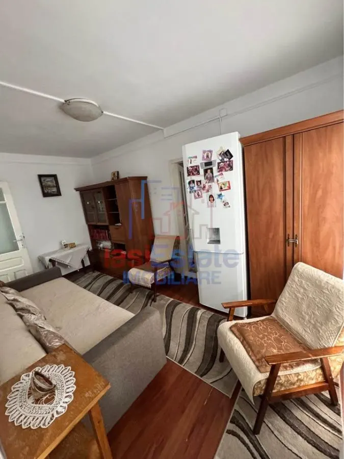 Apartament 2 camere in zona Tatarasi - foto 2