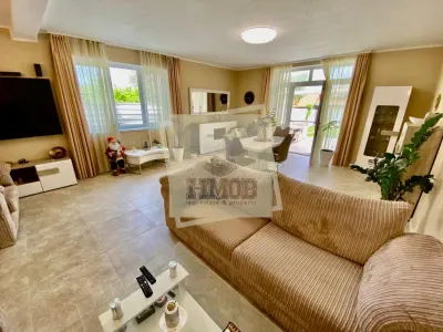 Casa cu 4 camere 3 bai 2 terase si teren 450 mp in zona Parcul Sub Arini - foto 18
