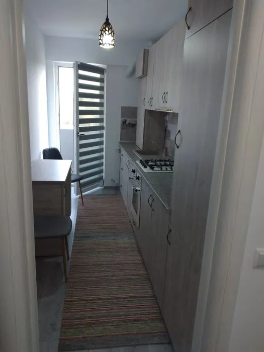 Apartament cu 2 camere decomandat de închiriat – Tătărași, Ciric, loc de parcare - foto 6