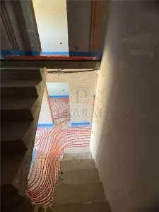 Mosnita - Zona linistita -1/2 Duplex cu etaj-Finisaje la alegere - foto 3