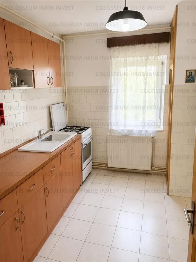 Apartament 2 camere | Decomandat | 2 Balcoane | Zona Racadau - foto 4