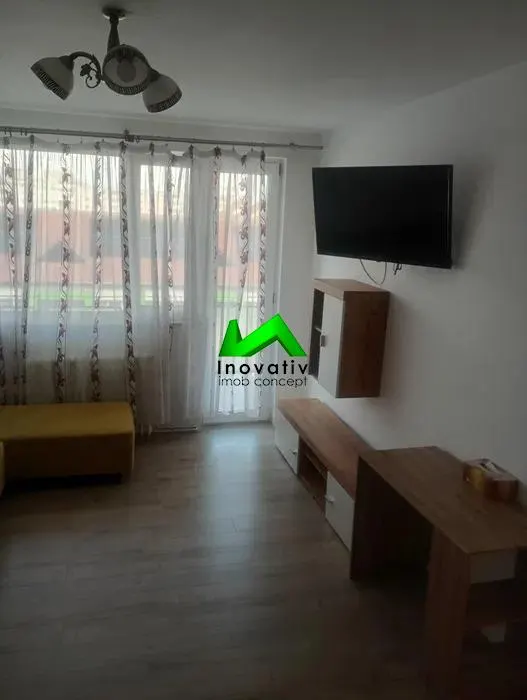 Apartament de inchiriat 2 camere decomandat Sibiu Mihai Viteazul - foto 1