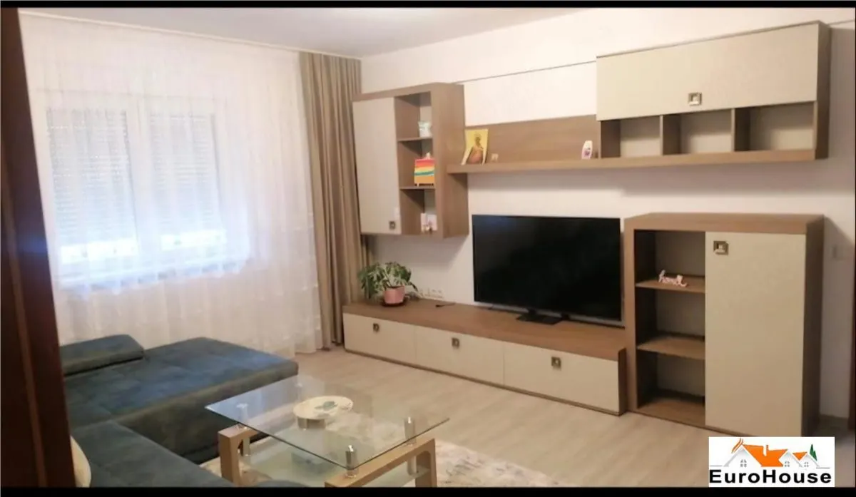 APARTAMENT 3 CAMERE DE INCHIRIAT | CENTRU | 81 MP | PARCARE PRIVATĂ - foto 2