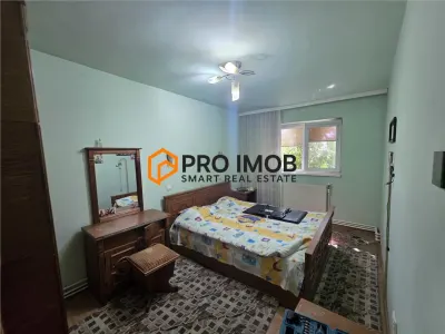 Apartament 3 camere cf 1 decomandat zona Centru-Focsani - foto 2