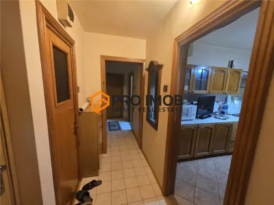 Apartament 3 camere cf 1 decomandat zona Centru-Focsani - foto 4
