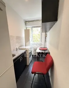 Apartament 1 camera, renovat,Centrala Proprie , Zona Circumvalatiunii - foto 2