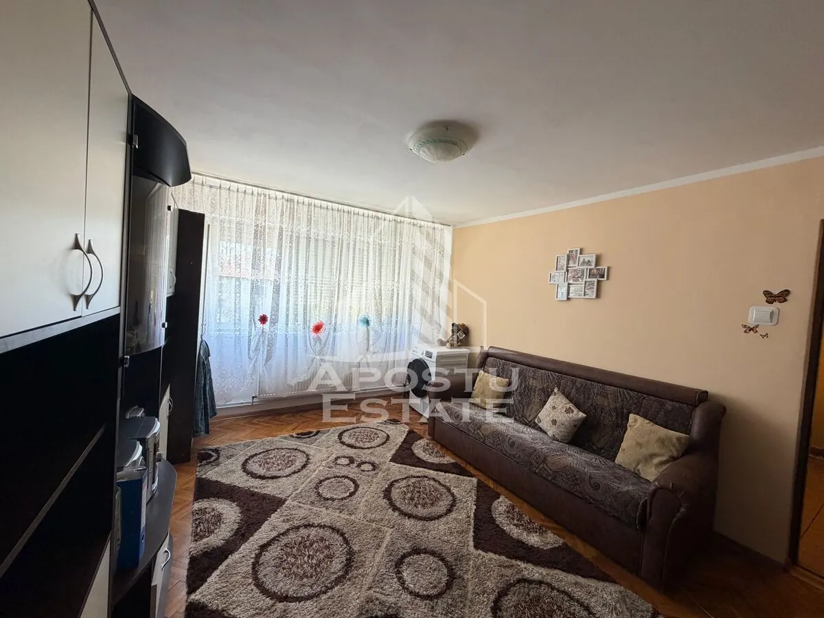 Apartament cu 3 camere de vanzare , Zona Dacia , Timisoara - foto 1