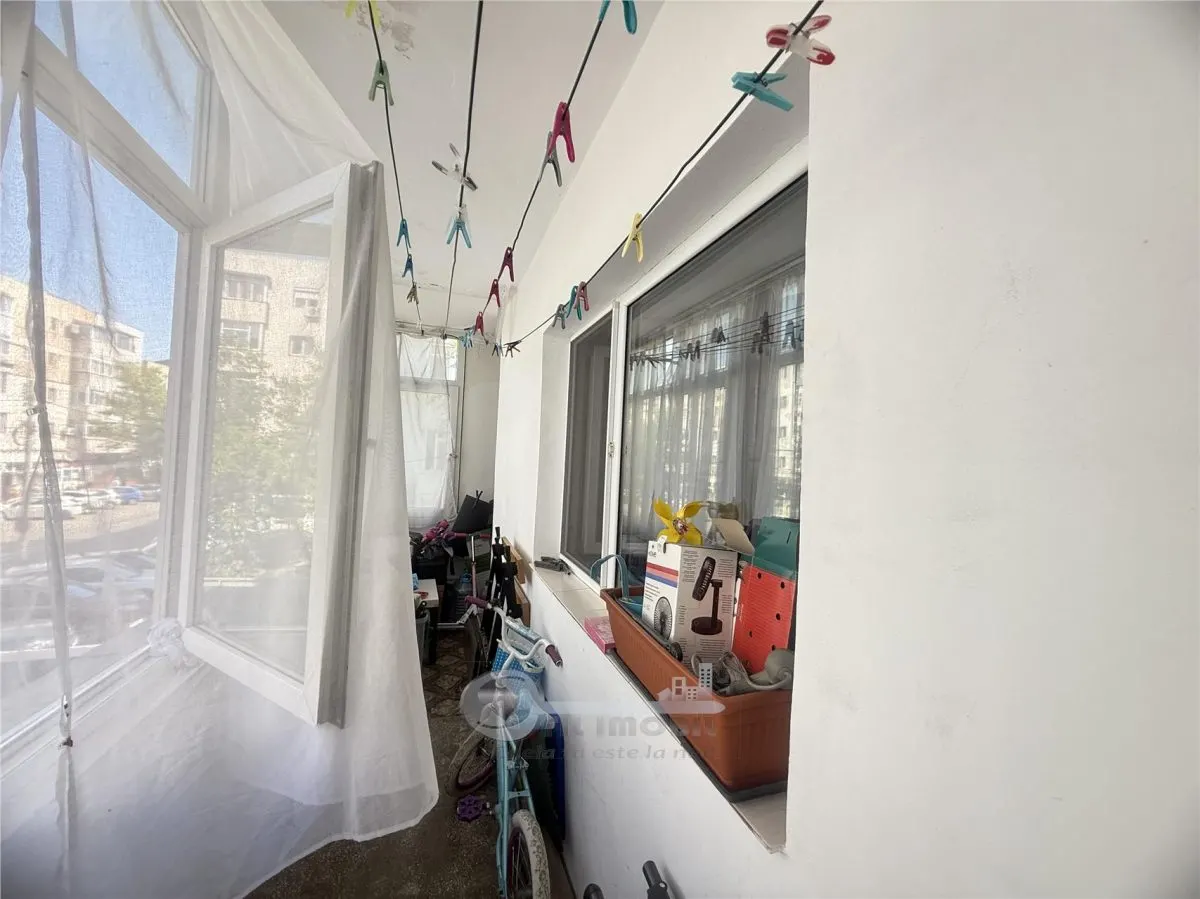 2 CAM GALATA BULEVARD, ET 1, DECOMANDAT,  2 BALCOANE - foto 25