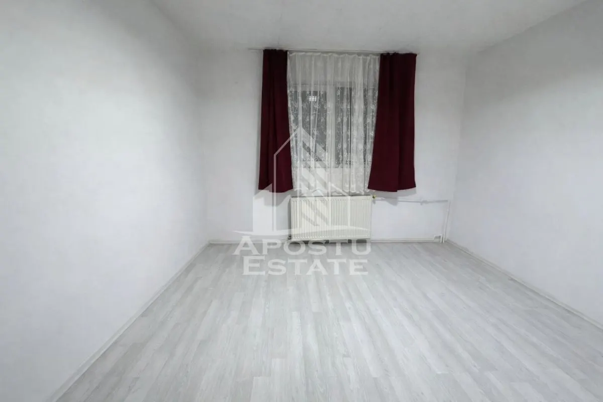 Garsoniera , etaj 4/4, zona Sagului - foto 2