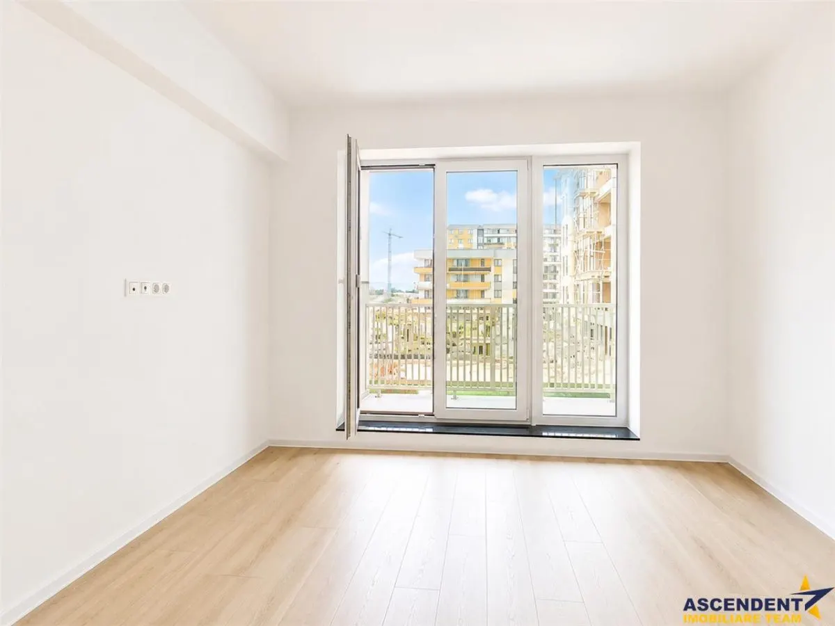 Prima inchiriere! Apartament 2 camere, 62 mp, Nemobilat, Qualis, Tractorul, Brasov - foto 1