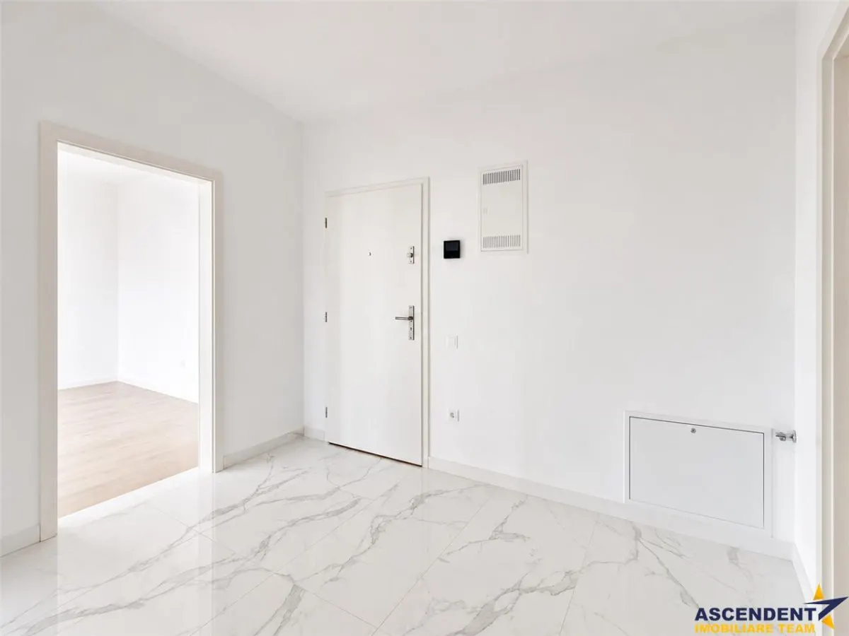 Prima inchiriere! Apartament 2 camere, 62 mp, Nemobilat, Qualis, Tractorul, Brasov - foto 5