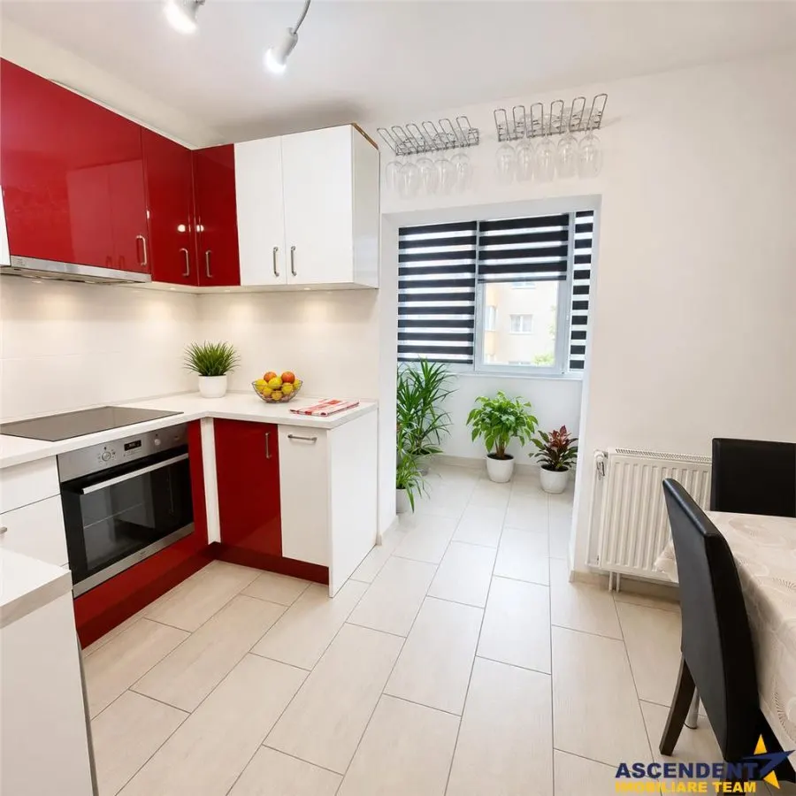 Apartament 3 camere, suprafata extinsa, decomandat, zona verde, Triaj, Brasov - foto 2