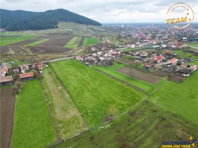 FILM!Potential rezidential/ investitional: 8.000 mp intravilan construibil, Sanzieni, Covasna - foto 3