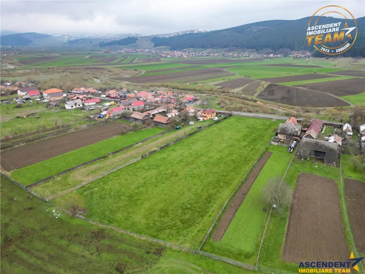 FILM!Potential rezidential/ investitional: 8.000 mp intravilan construibil, Sanzieni, Covasna - foto 9