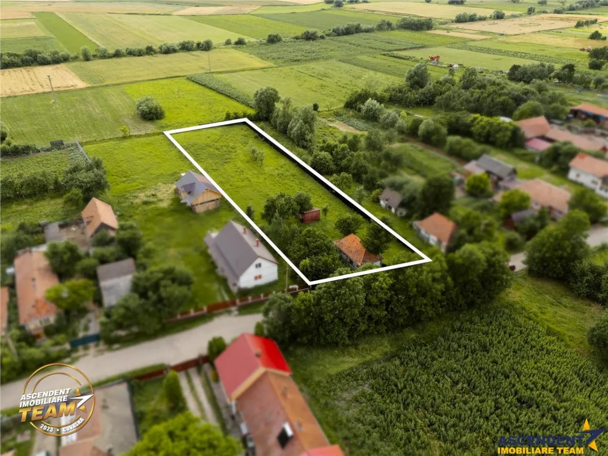 Refugiu autentic in Marcusa, 2.619 mp +casa traditionala, 24 ml Fs, utilitati, liniste, potential la 5 km de Cernat si DN11 - foto 3