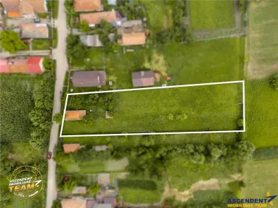 Refugiu autentic in Marcusa, 2.619 mp +casa traditionala, 24 ml Fs, utilitati, liniste, potential la 5 km de Cernat si DN11 - foto 5