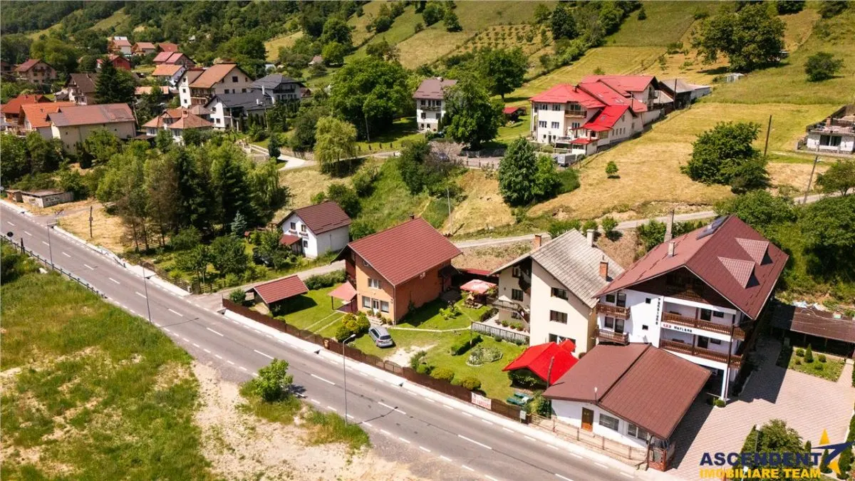 Tu 3D! Resedinta/ Pensiune, apreciabil areal, Moieciu, Bran, Brasov - foto 25