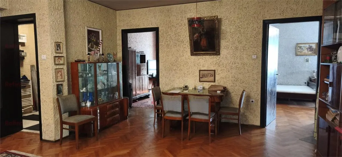 Vânzare apartament 3 camere | ultracentral | Piata Națiunilor Unite | interbelic | fara risc si urgență | 110mp utili | etaj 1/ P+E+ M - foto 4