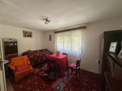 Bocsa Montana, Casa Cocheta de Vacanta sau investitie, Zona Pitoreasca - foto 4