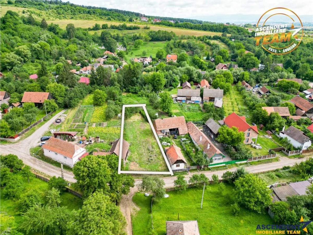 Pentru cei care doresc sa construiasca o locuinta intr-o zona linistita, aproape de oras! - foto 1