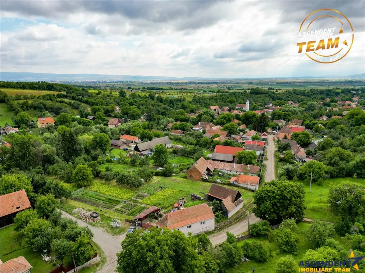 Pentru cei care doresc sa construiasca o locuinta intr-o zona linistita, aproape de oras! - foto 9