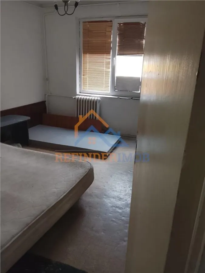 Apartament 4 camere zona Rahova - Margeanului - foto 5