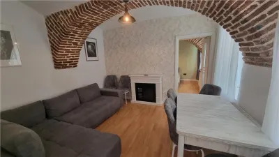 Apartament de 2 camere zona Centrul Istoric - Brasov