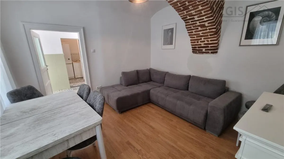 Apartament de 2 camere zona Centrul Istoric - foto 4