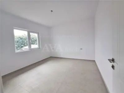 Casa noua din caramida, 80 mp utili â€“ Hemeiusi | Teren 375 mp - foto 6