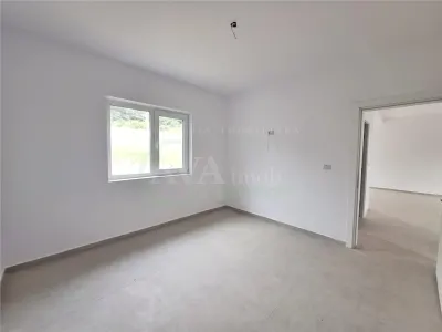 Casa noua din caramida, 80 mp utili â€“ Hemeiusi | Teren 375 mp - foto 9