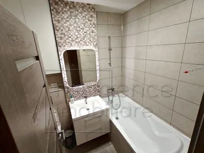 Apartament modern 3 camere, Centru, zona Traian+Garaj - foto 8