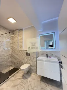 Spatiu birouri modern cu 2 camere si parcare zona Mandra - foto 5