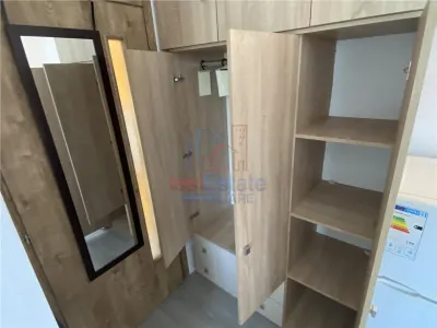 Camera cămin renovată complet  Piata Nicolina - foto 3