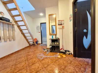 Nicolina 1, apartament 2 camere, decomandat, baie cu geam, 46 mp, se accepta credit bancar - foto 5