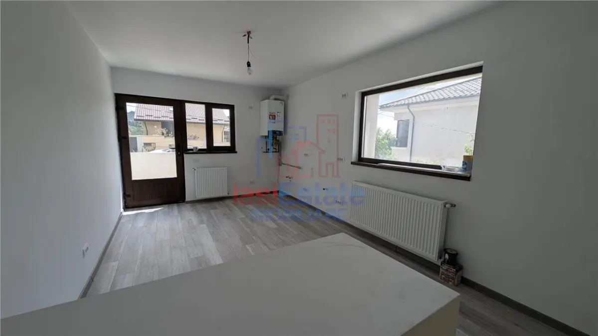 Vila de vanzare in Bucium - Spatioasa, Finisaje Premium - foto 3