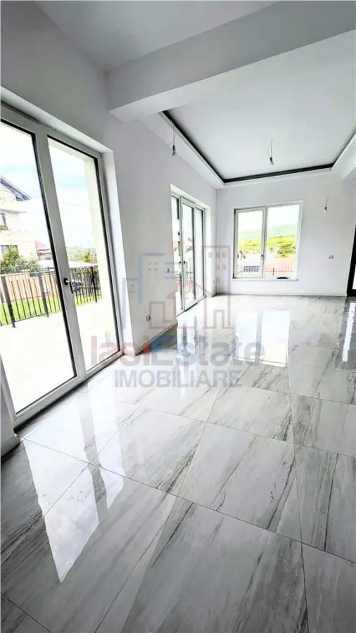 Vila moderna Bucium la pret de apartament - foto 8