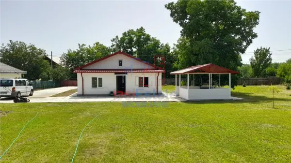 Casă 3 camere Bivolari - poza 1