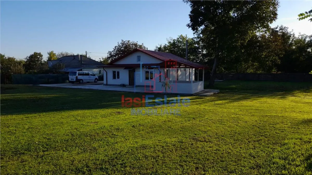 Casa in Bivolari | 2500 mp teren | la 50 km de Iasi - foto 2