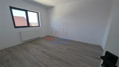 Vila 5 camere Valea Lupului teren 500 mp - foto 7