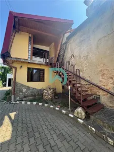 Garsoniera in casa De Mijloc, Brasov. - Brasov