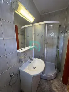 Garsoniera in casa De Mijloc, Brasov. - foto 11