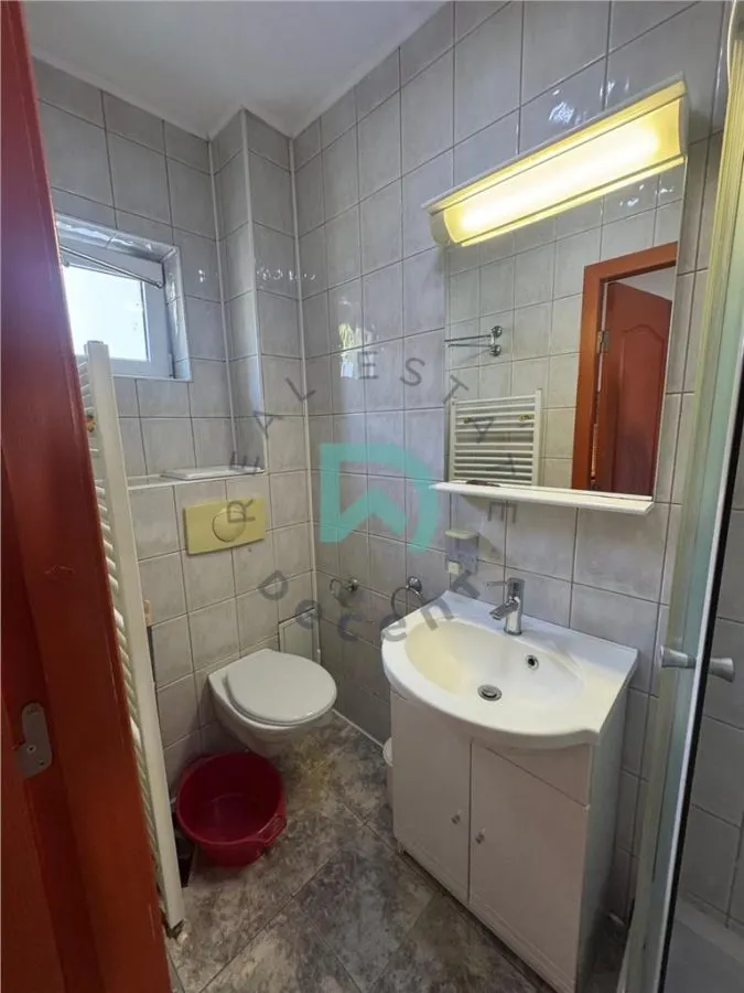 Garsoniera in casa De Mijloc, Brasov. - foto 10