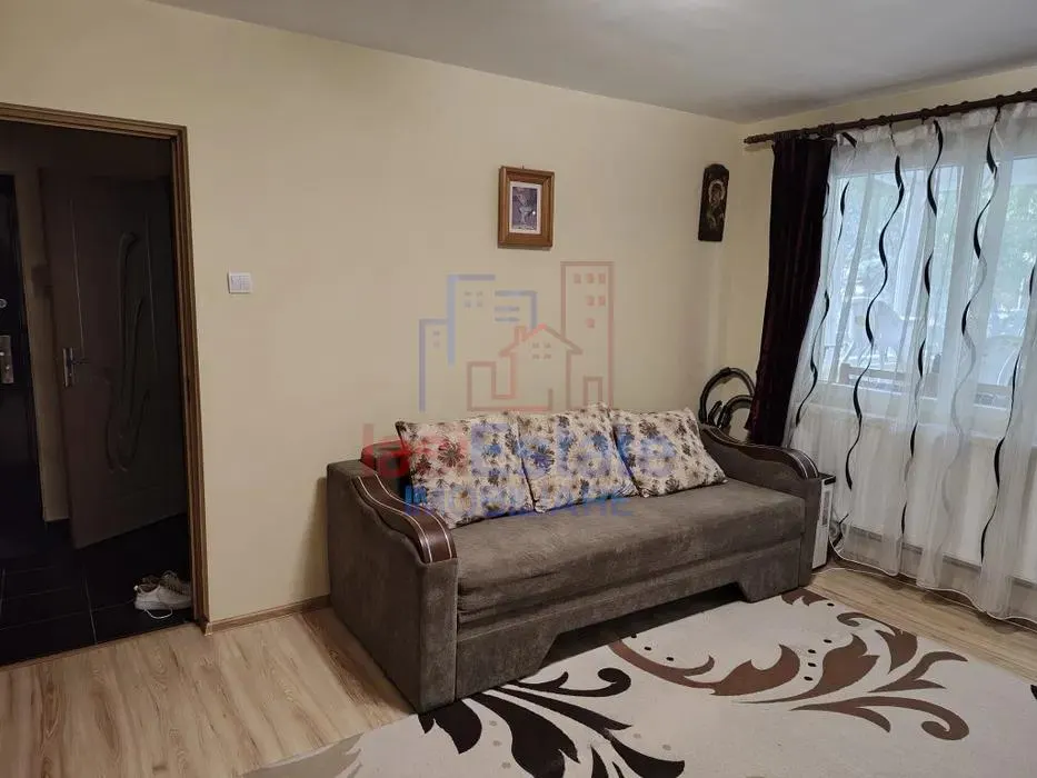 Apartament 2 Camere Podu de Piatra - foto 1