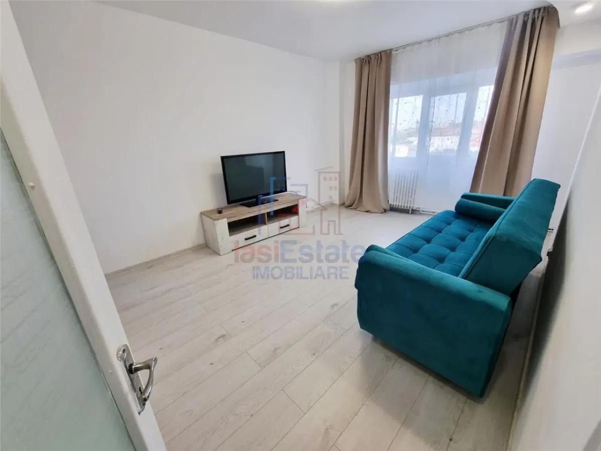 Apartament cu 3 camere decomandat-zona Facultatea de Medicina - foto 1