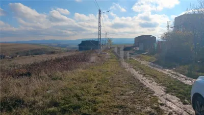 Aroneanu teren cu utilitati si Certificat de Urbanism - foto 4