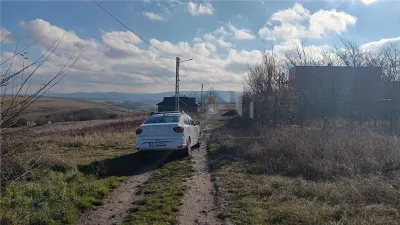Aroneanu teren cu utilitati si Certificat de Urbanism - foto 5