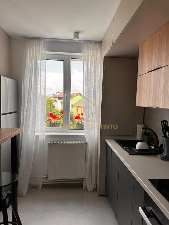 Apartament cu 2 camere zona ultracentrala - foto 7