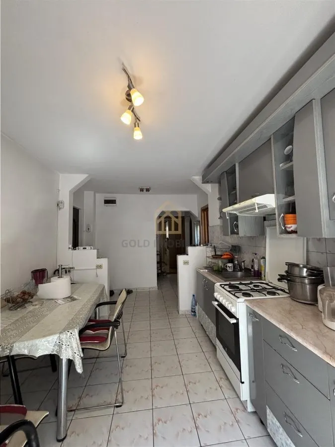 Apartament 3 camere Olteniei - foto 1