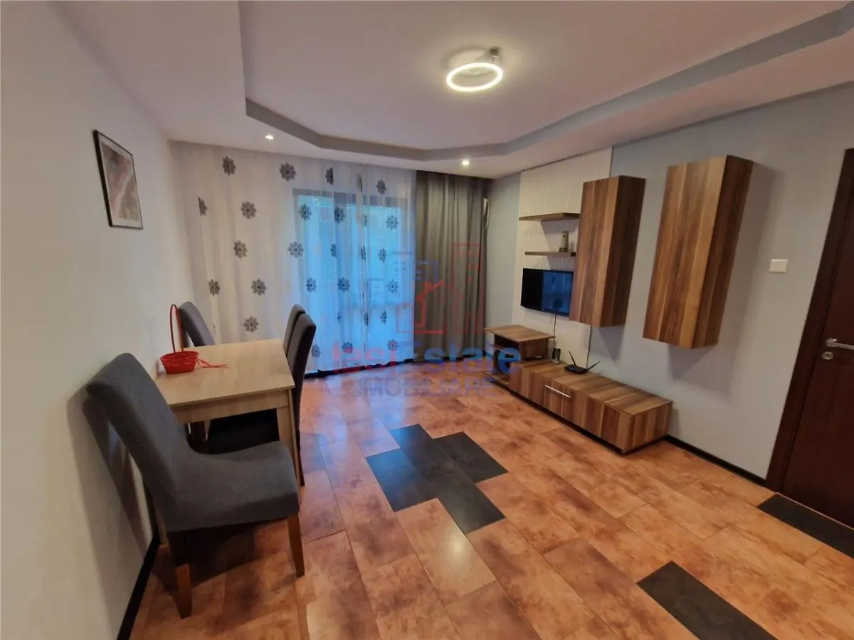 Apartament 3 camere, etaj 1/4, mobilat si utilat - Baza 3 - foto 1